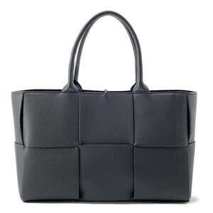 Bottega Veneta Arco Tote Bag Black